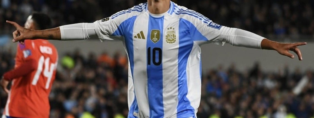 Paulo Dybala revient sur le terrain avec le maillot argentin n°10